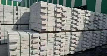 海口芝麻白路沿石