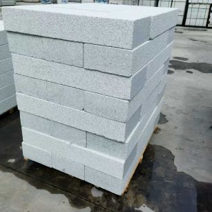 海口 芝麻白两面荔枝面台阶石