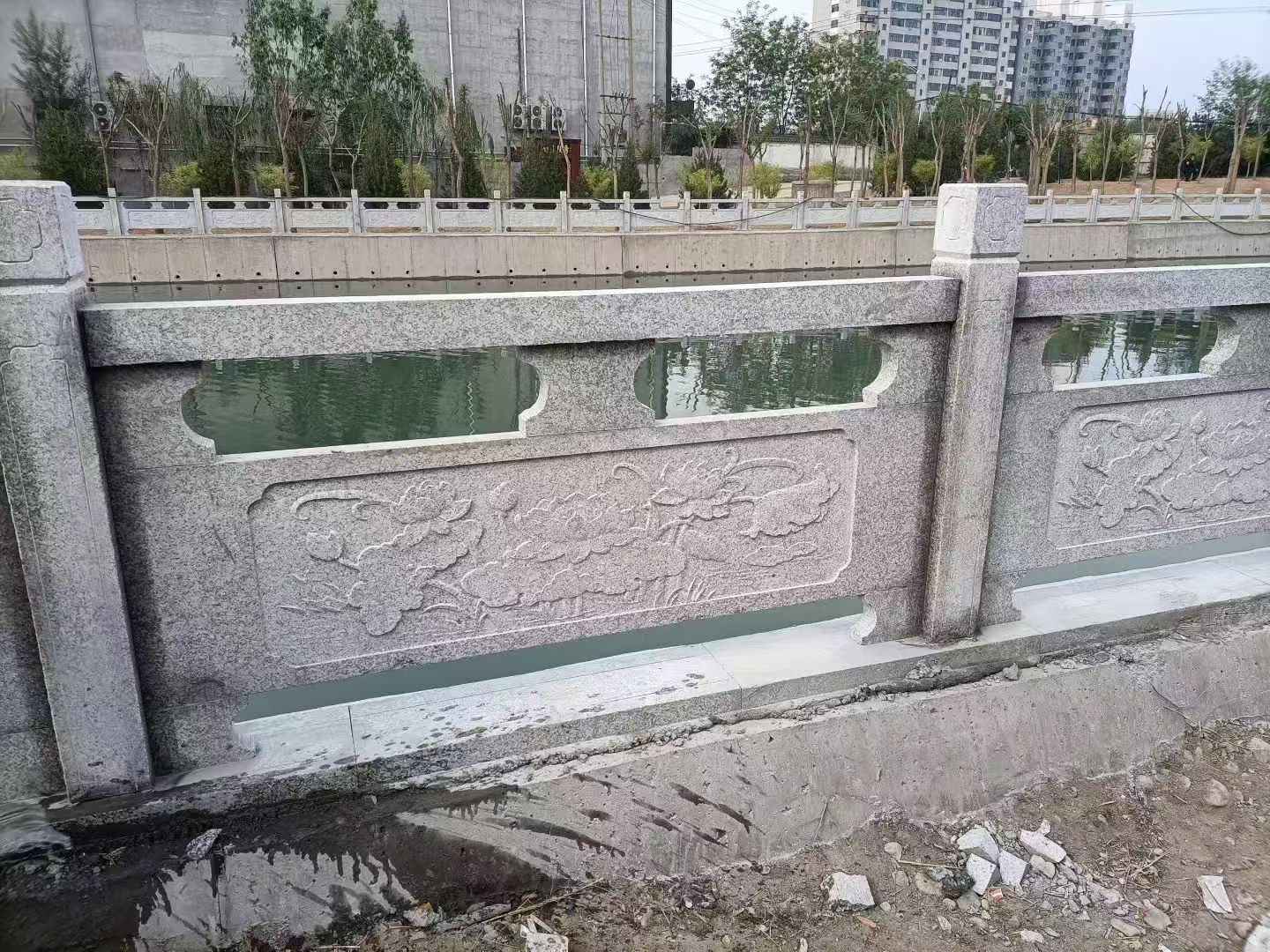 海口 芙蓉白大花桥梁、河道，石材栏杆、围栏、护栏