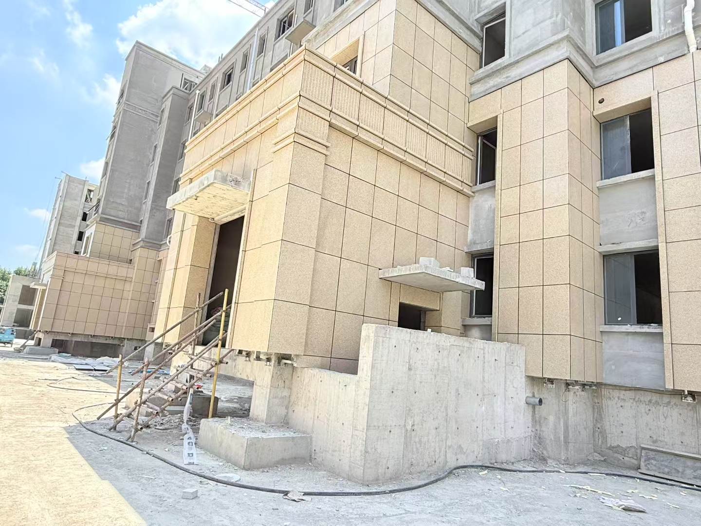 海口 黄金麻干挂，工地实拍