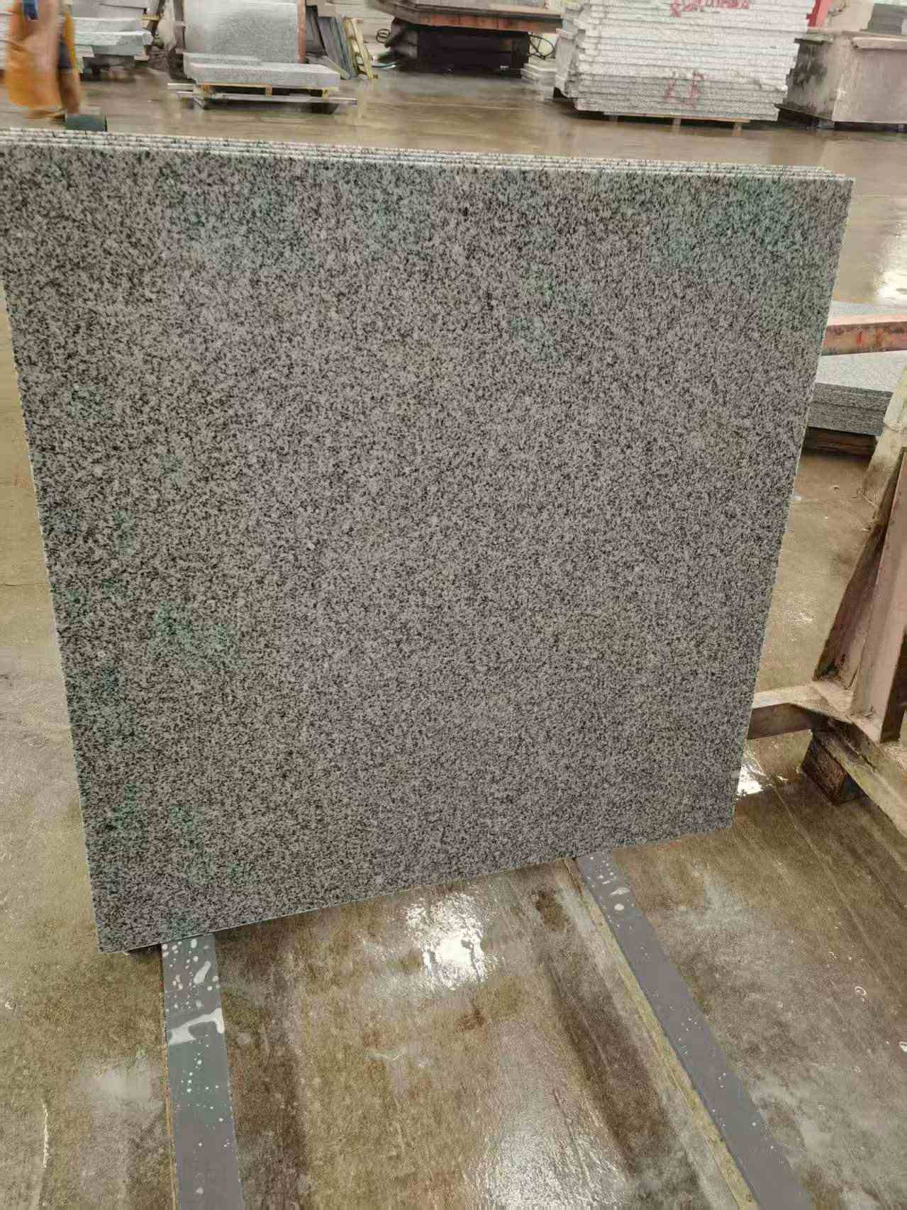 海口 芝麻白光面900*900，高地铁标准