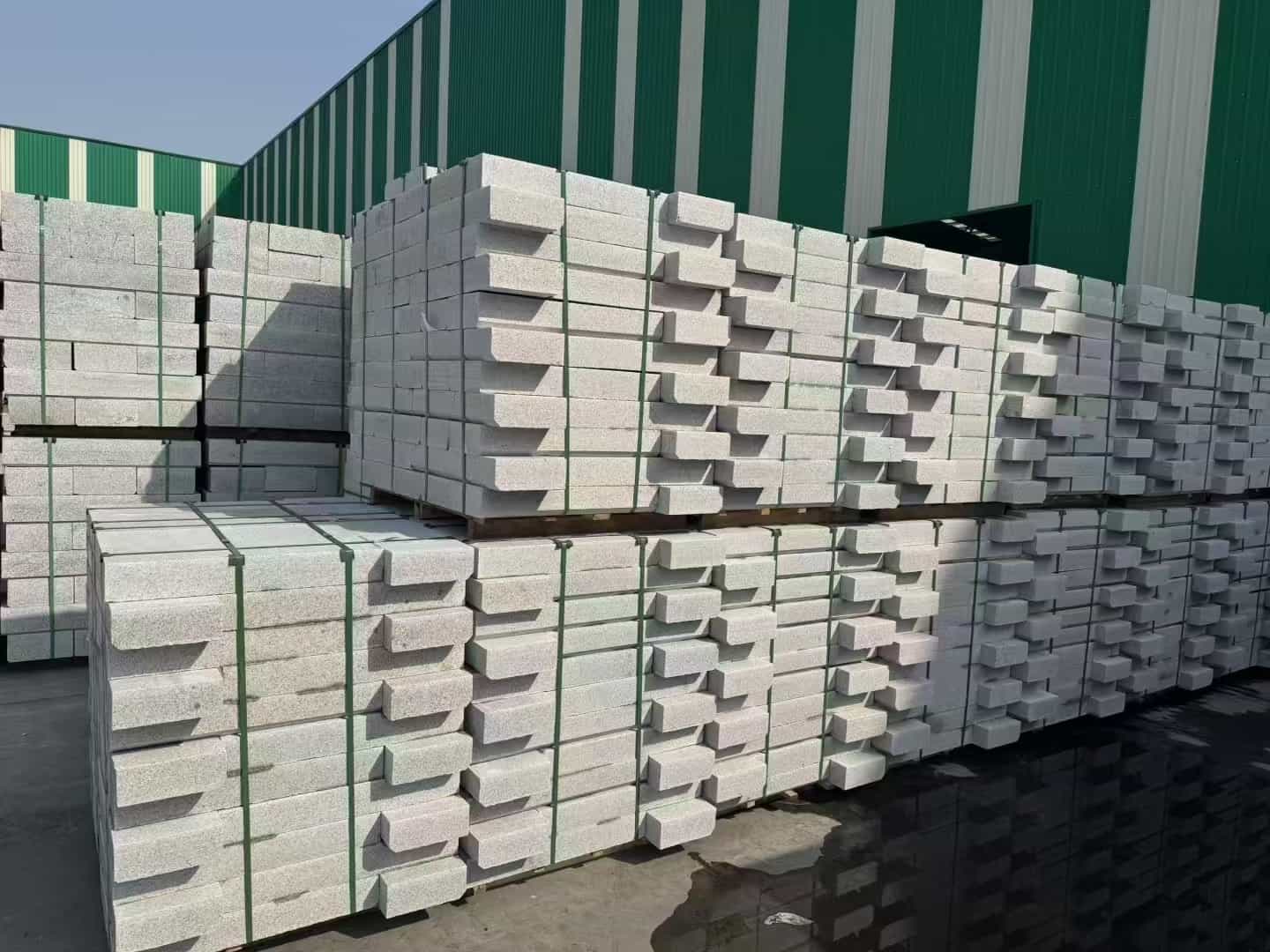 海口芝麻白路沿石