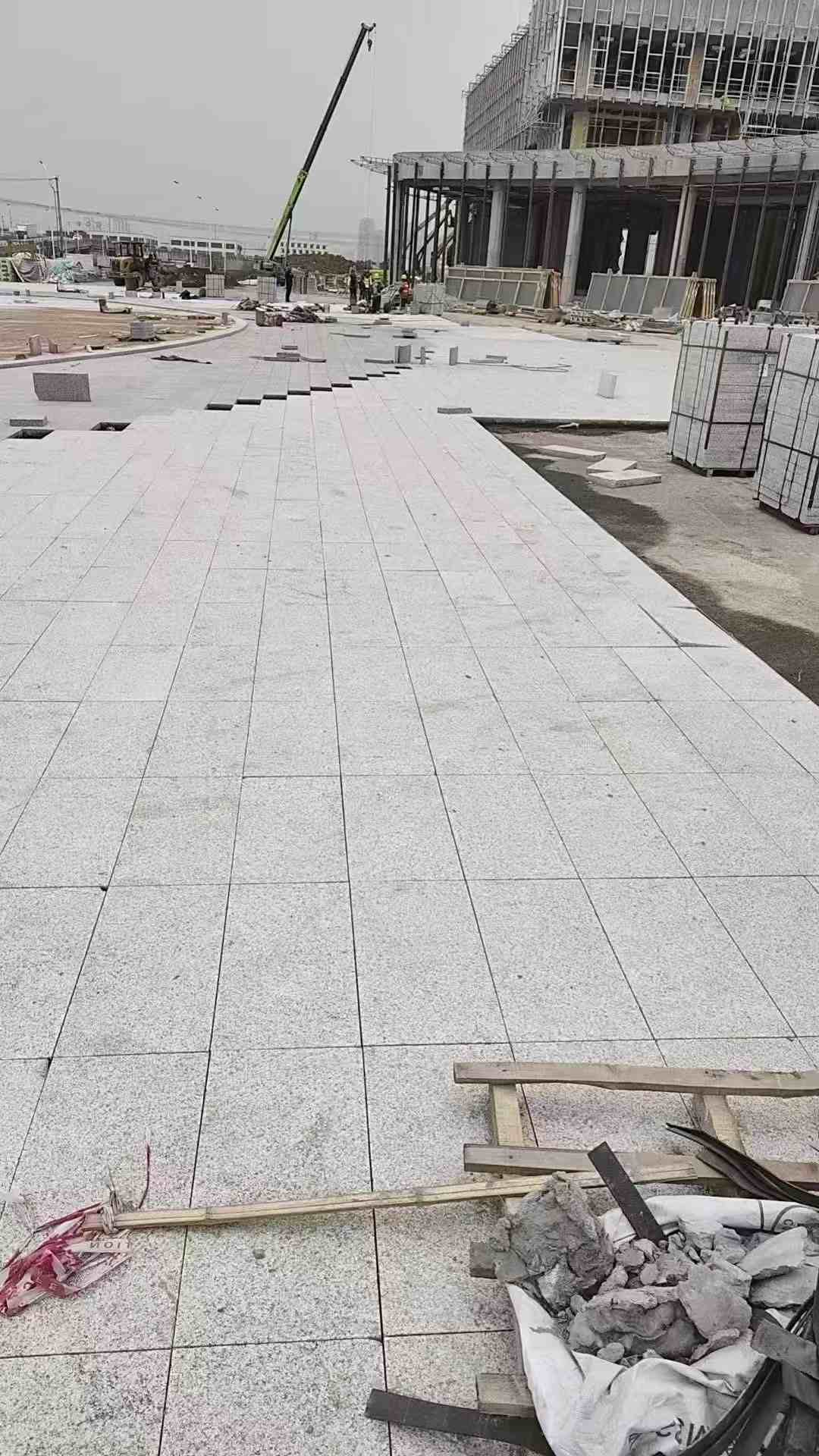 海口芝麻白地铺案例