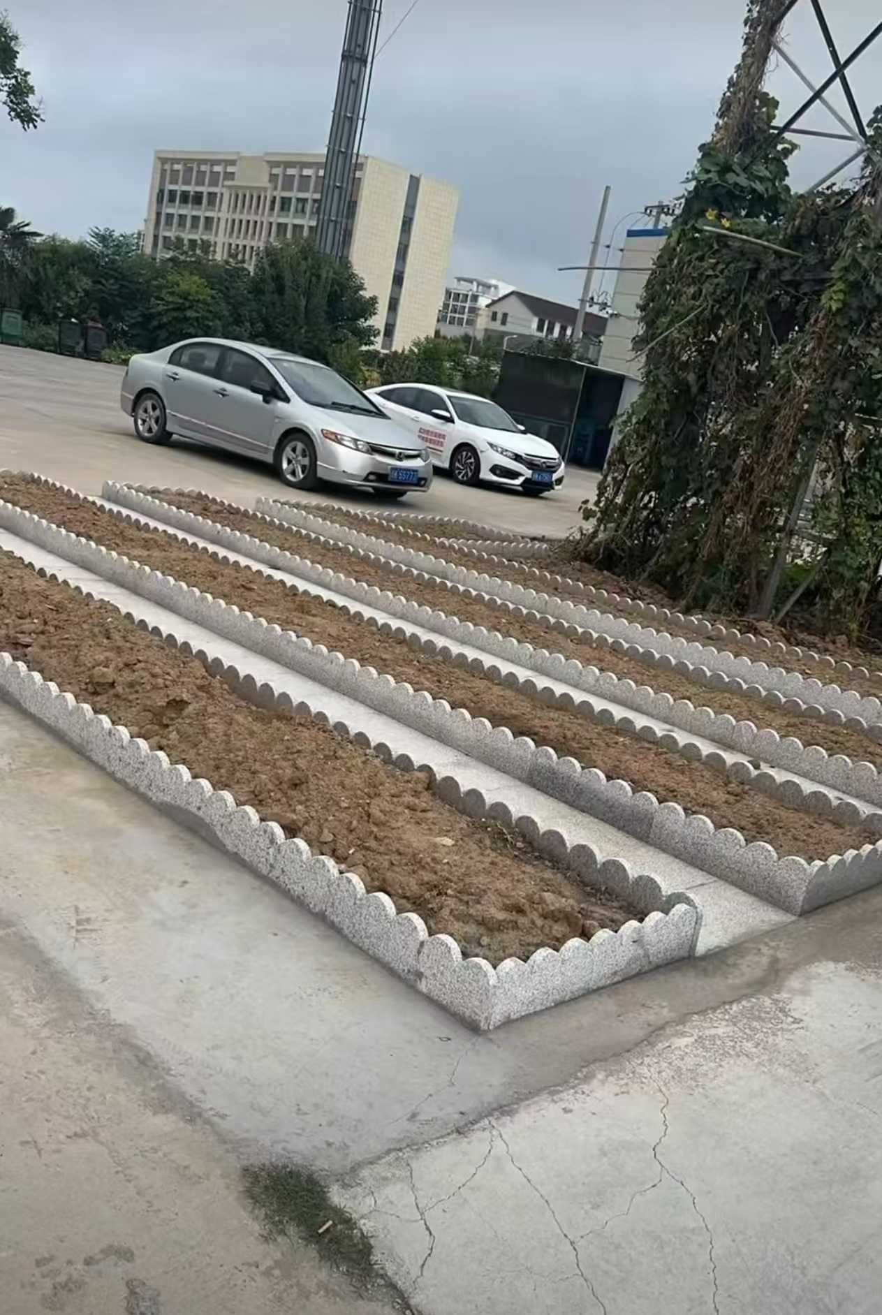 海口 花边石、花围石、花园石安装效果