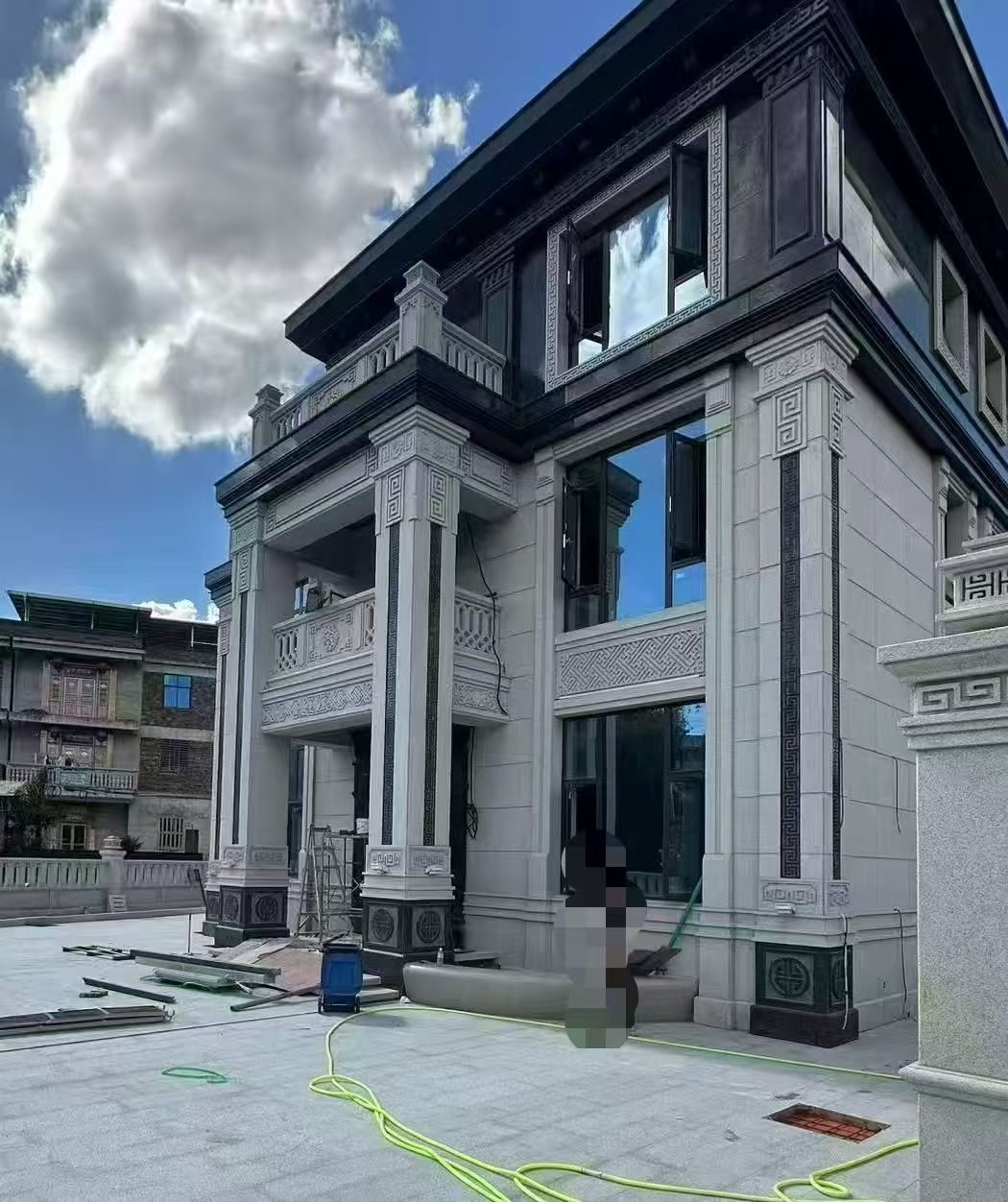 海口 别墅干挂，芝麻白与芝麻黑完美配合