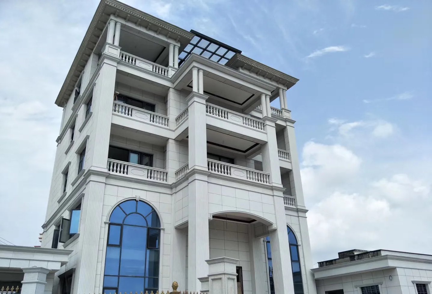 海口芝麻白别墅干挂效果展示